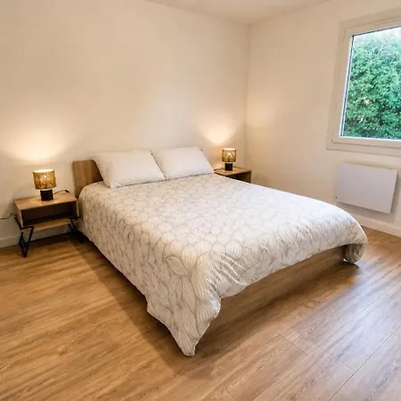 Maison Entierement Renovee